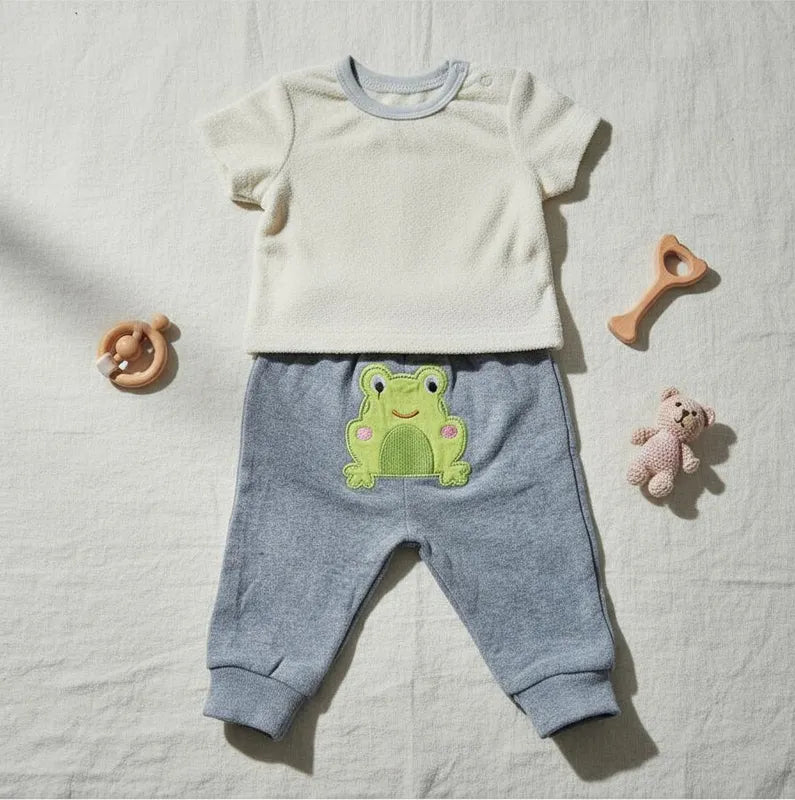 Conjunto niña calza y remera toalla